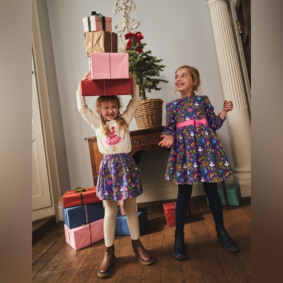 Mini Boden Printed Pull-On Twirly Skirt in Starboard Blue Nutcracker - Picture 4 of 11